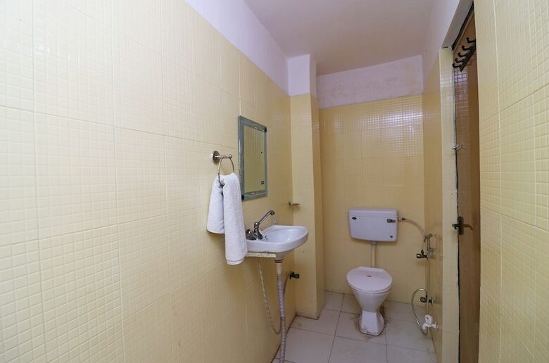 Oyo 25115 Hotel Mughal Grand