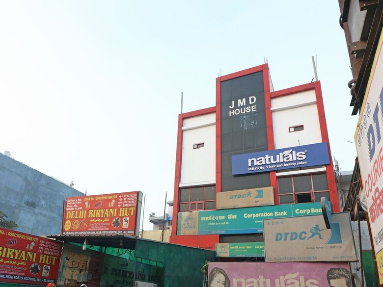 Hotel Oyo 26782 Mehak Palace