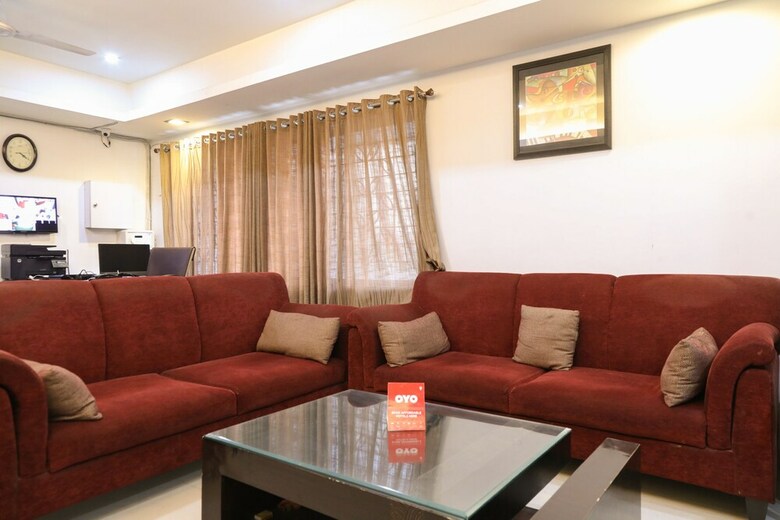 Hotel Oyo 26499 Check Inn Service Apartment