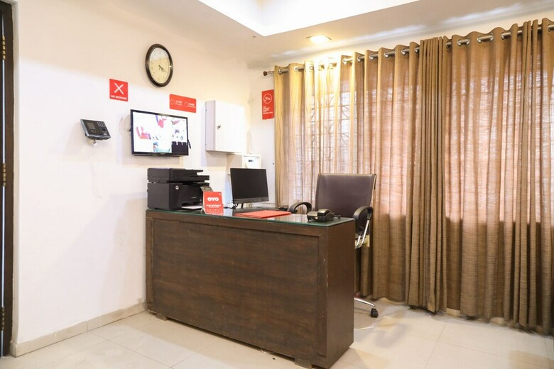 Hotel Oyo 26499 Check Inn Service Apartment
