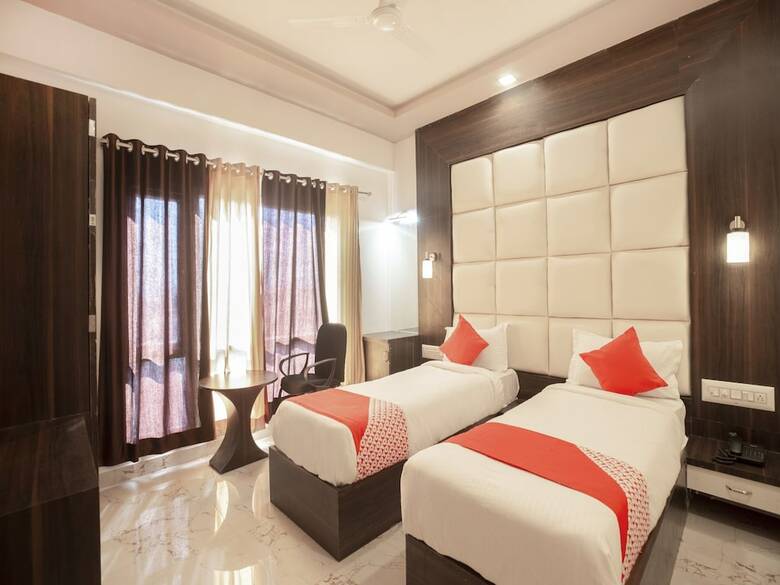 Hotel Oyo Flagship 28149 Mangal Residency