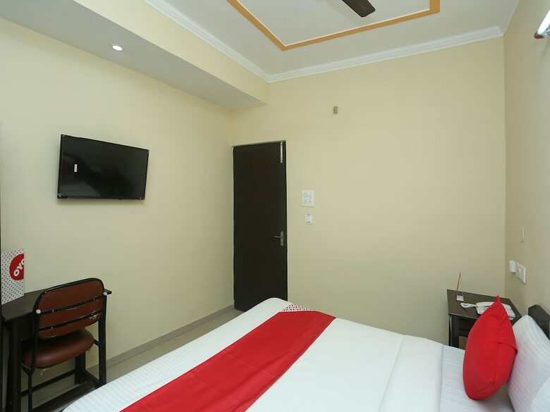 Oyo 17185 Hotel Satyam Swagat