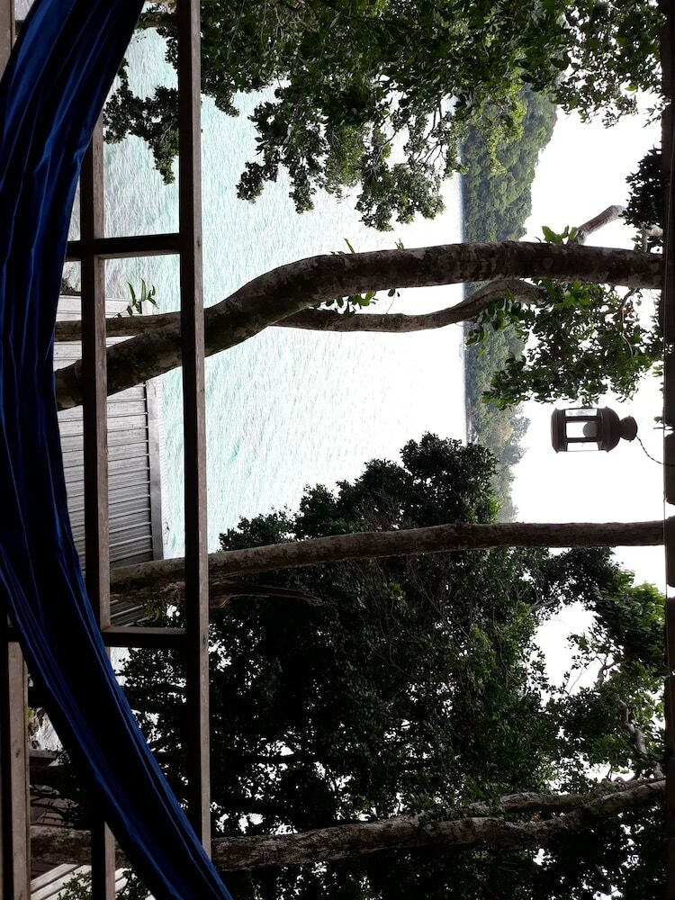 Bed & Breakfast Iboih Inn Resort & Resto