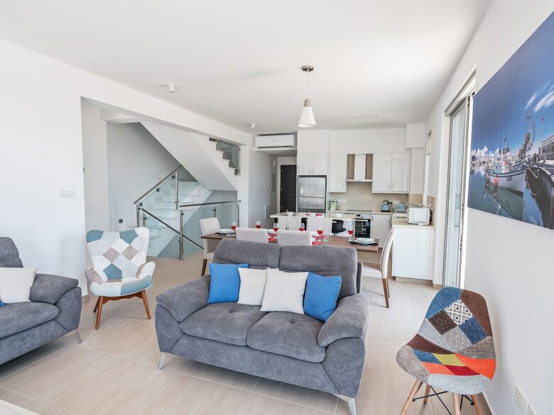 Polymnia Villa 490b
