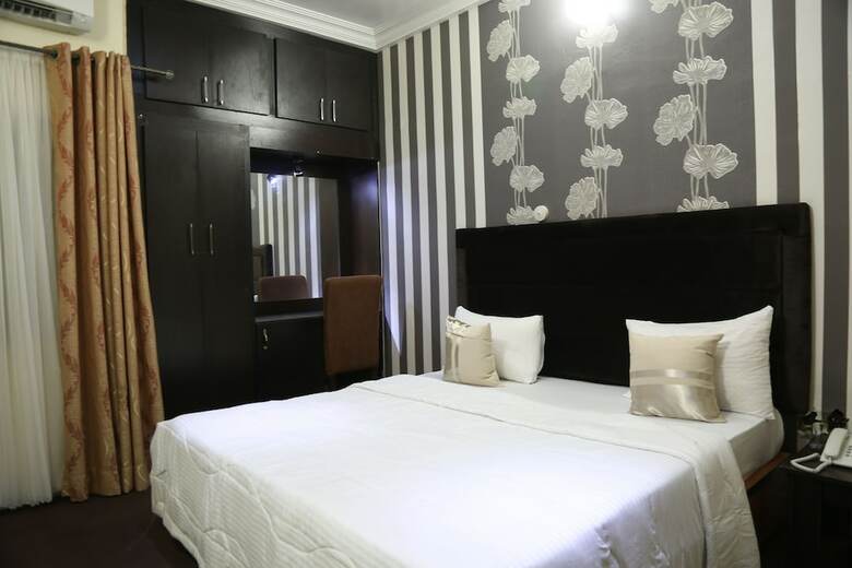 Nelseno Hotel