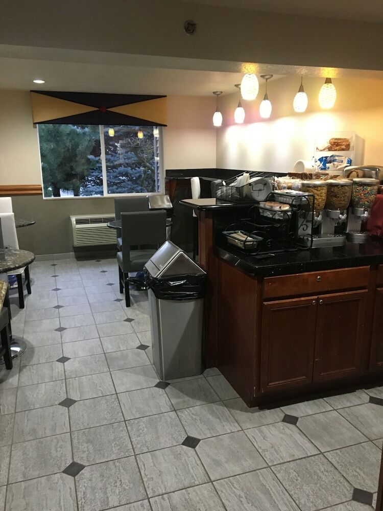 Hotel Shilo Inn Rose Garden - Oregon
