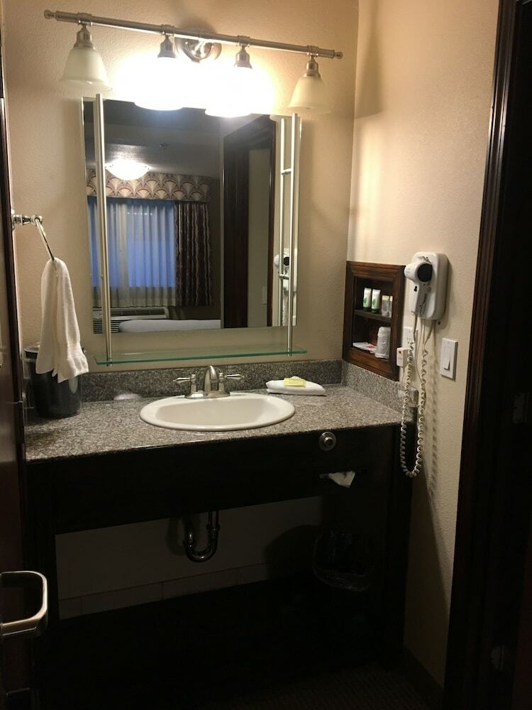 Hotel Shilo Inn Rose Garden - Oregon