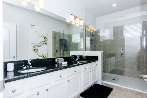 Dream Vacation Home 15 Min To Disney Bv577