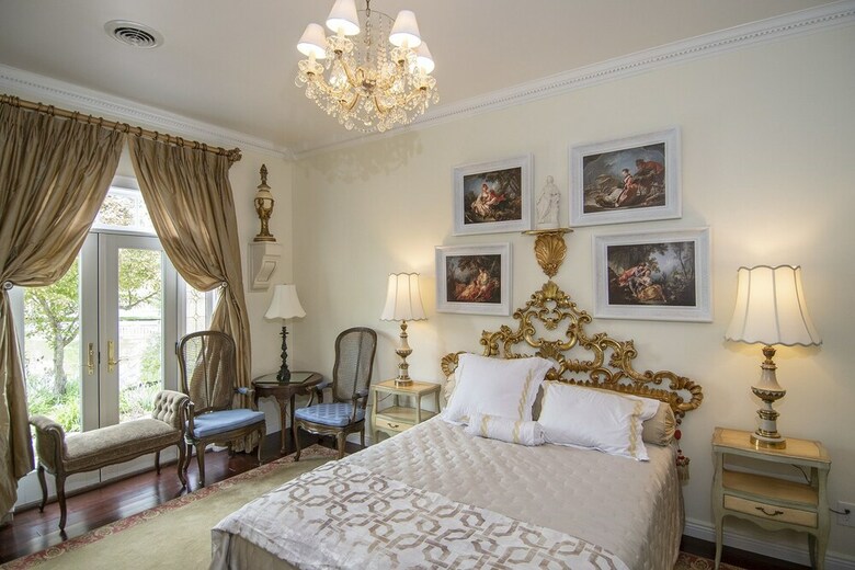 Bed & Breakfast Inntiquity A Country Inn