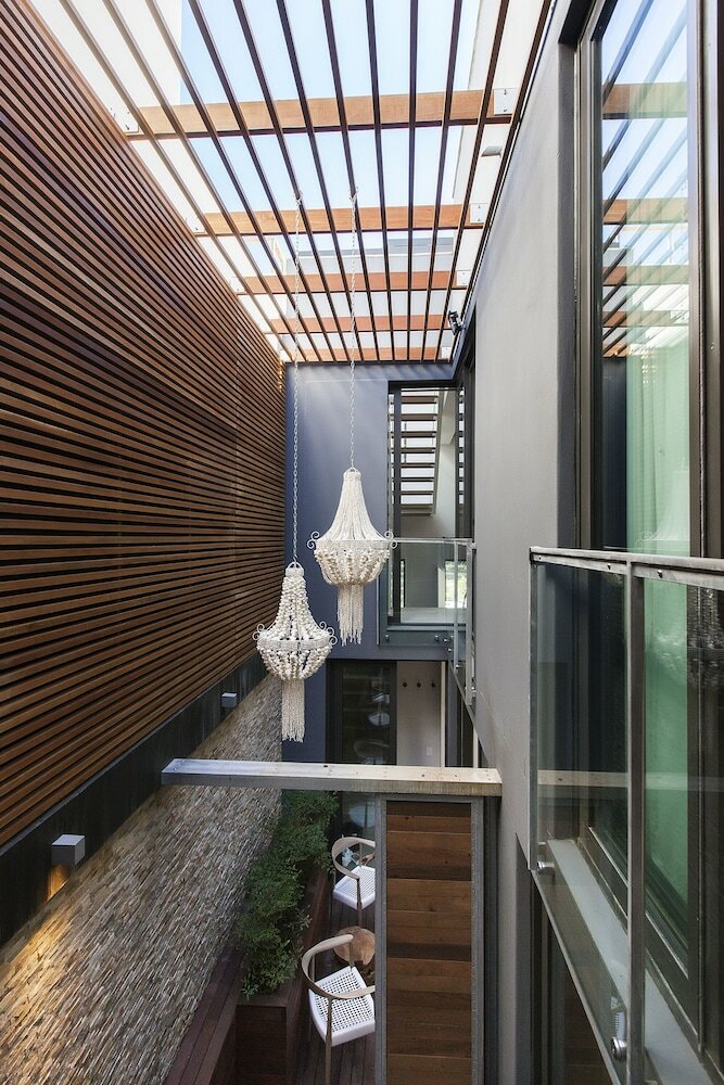 Villa 9a Loader Street