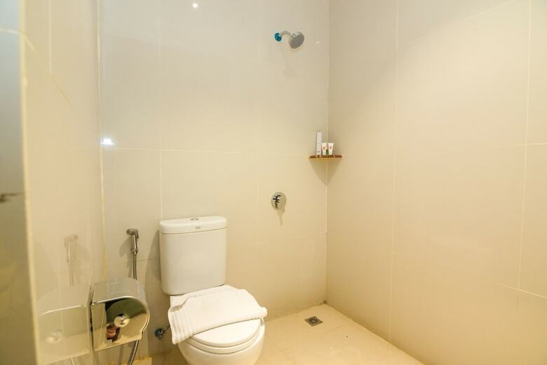 Blitz Hotel Batam Centre