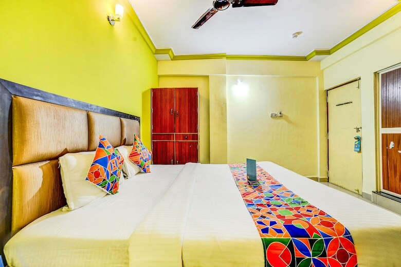 Hotel Fabexpress Purushottam Residency