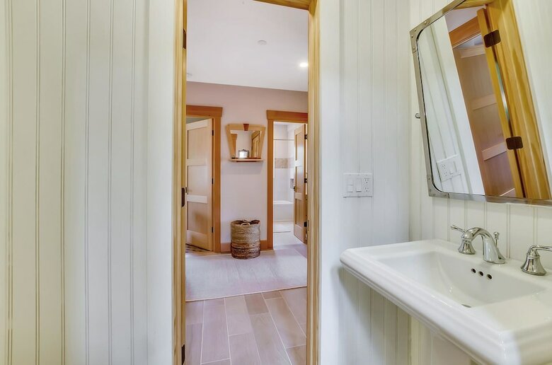 North Fork Waterfront Beach House