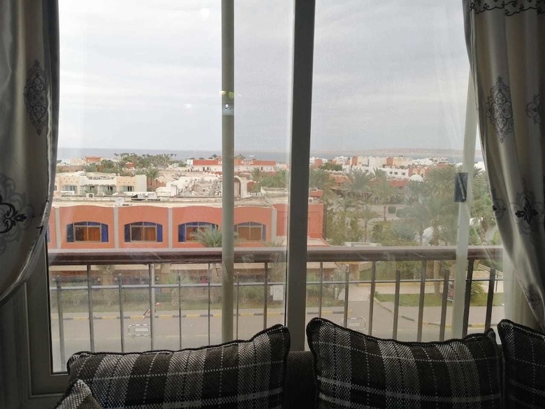 Arabia Sea View Apartment
