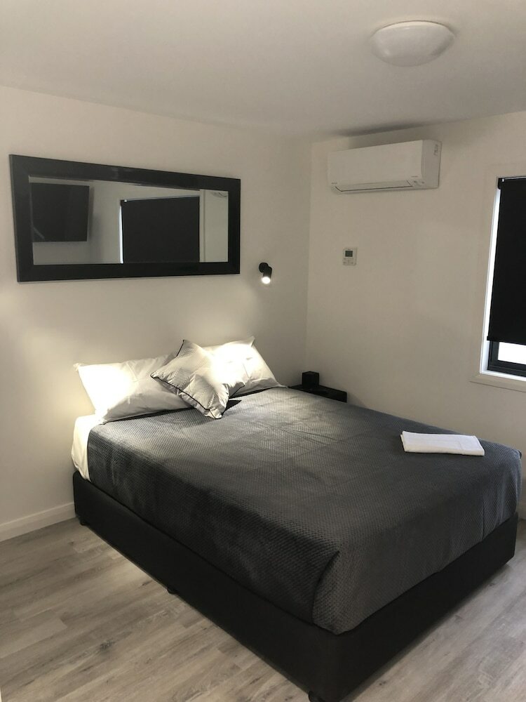 Alfred Apartment