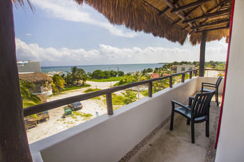 El Hotelito