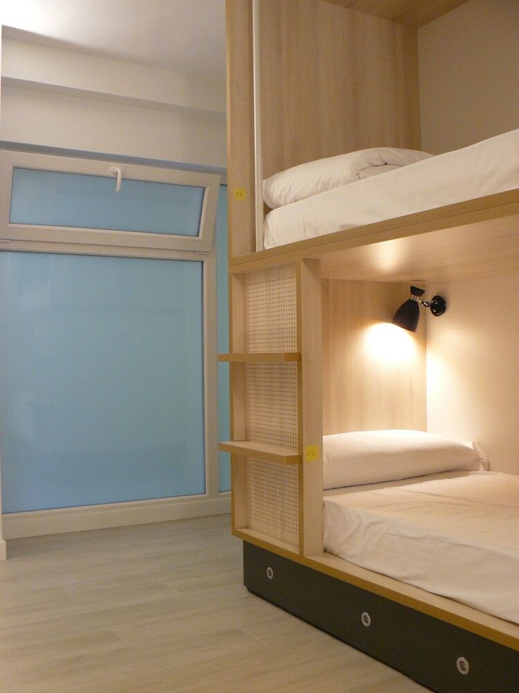 Hostal Blai Blai - Hostel