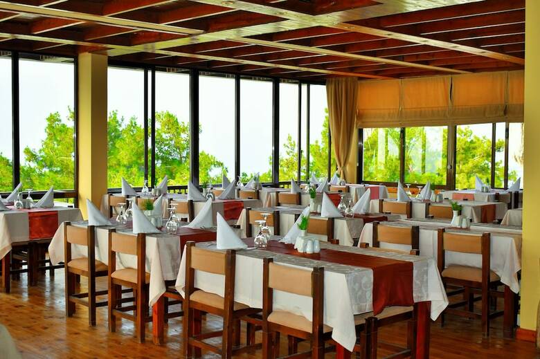 Hotel Onar Village