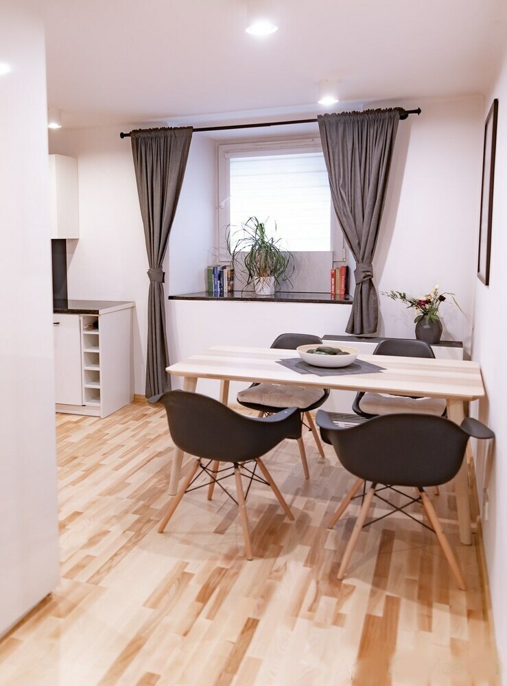 Apartment No. 2a At Main Square By As