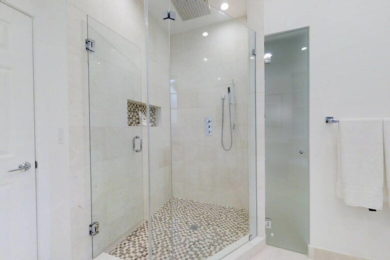 Beautiful Hollywood Beach 4b/r Home W/heated Pool