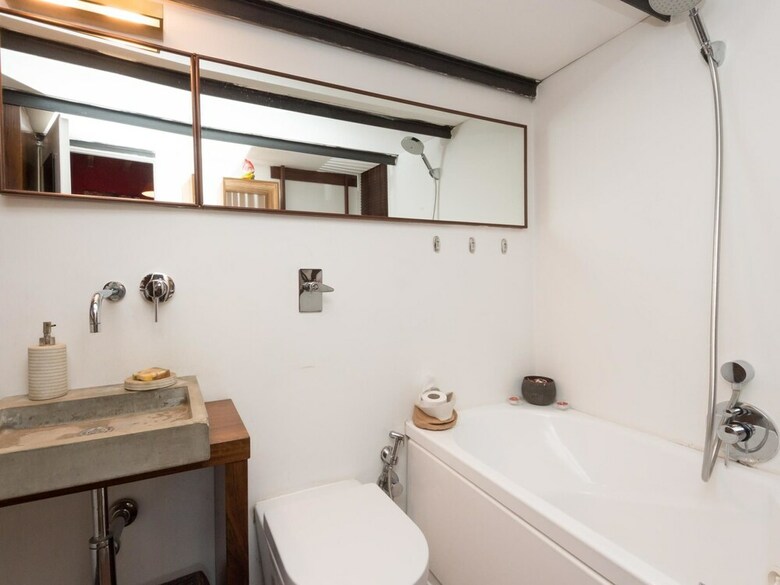 Rsh Trastevere Enchanting Apartment