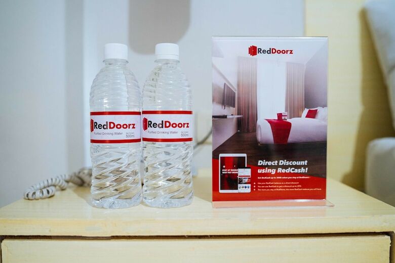 Hotel Reddoorz @ Samat Mandaluyong