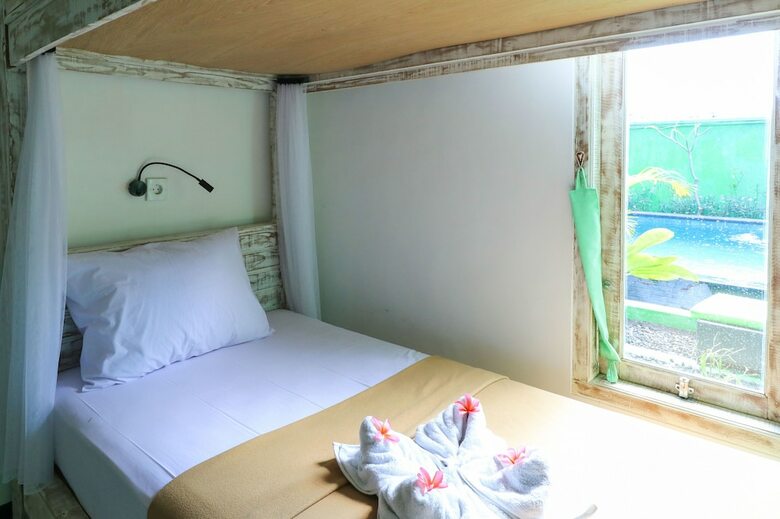 Hostal The Green Groves Hostel