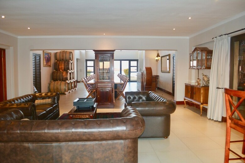 Villa R'new Pecan Farm & Wellness Centre