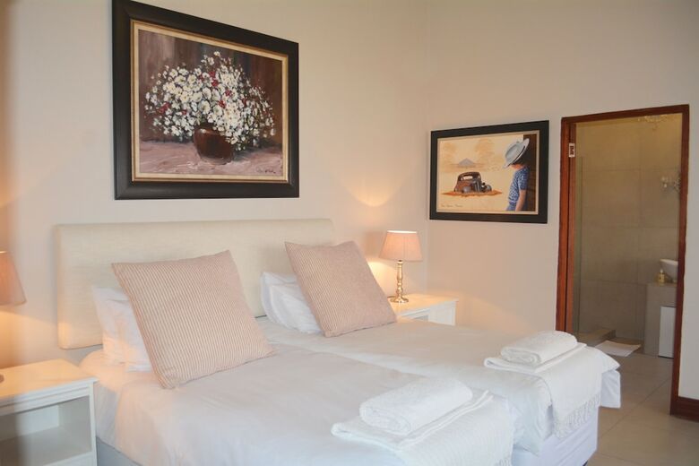 Villa R'new Pecan Farm & Wellness Centre