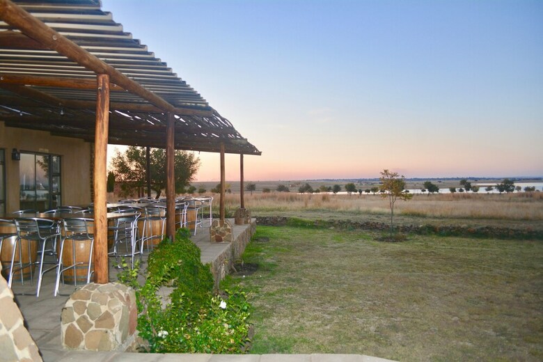 Villa R'new Pecan Farm & Wellness Centre