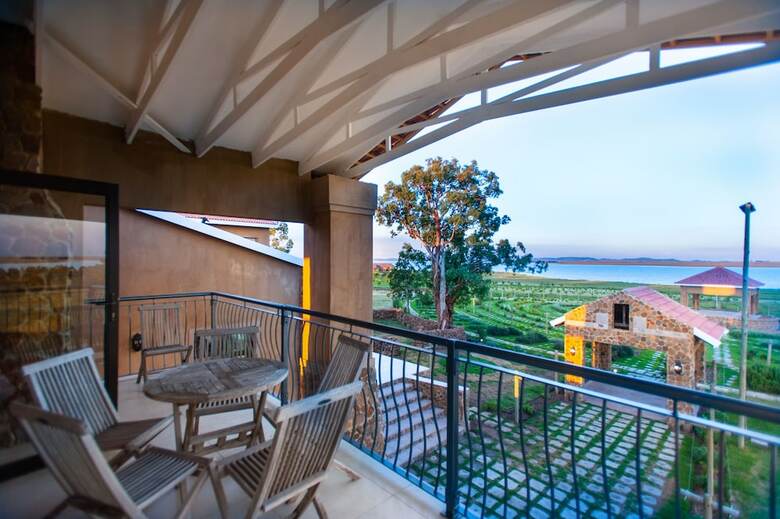 Villa R'new Pecan Farm & Wellness Centre