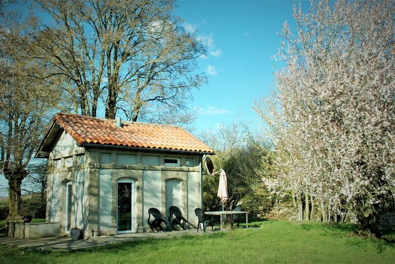 Hotel & Restaurant La Gare Aux Anes