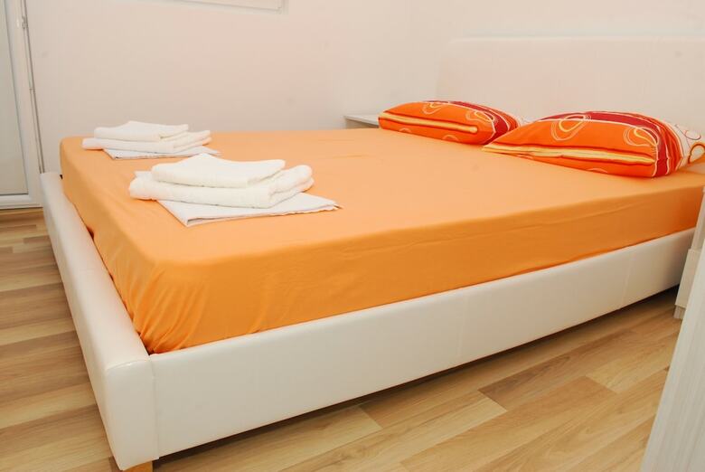 Hera Apartments