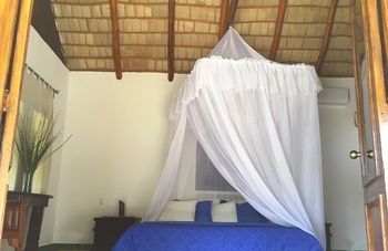 Hotel Costa Las Ballenas