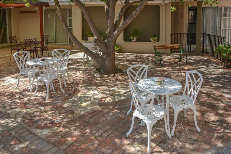 Hotel 7 Eland Boutique Guesthouse