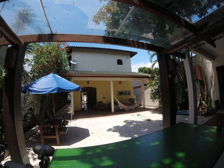 Hostal Bertioga Beach Hostel