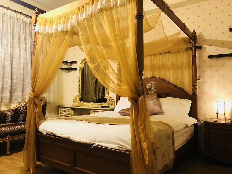 Bed & Breakfast Corner Love Homestay