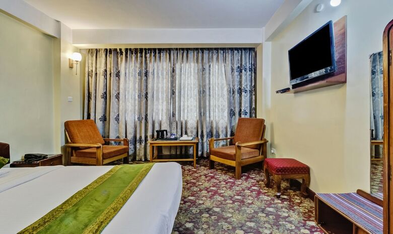 Treebo Trend Dekeling Hotel