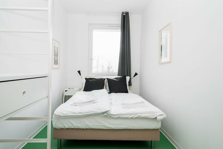 Apartments Elpilar Wedding