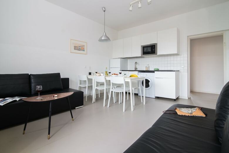 Apartments Elpilar Wedding