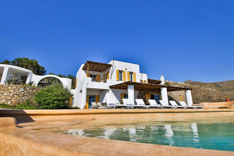 Villa Anerousses Mykonian Traditional Houses