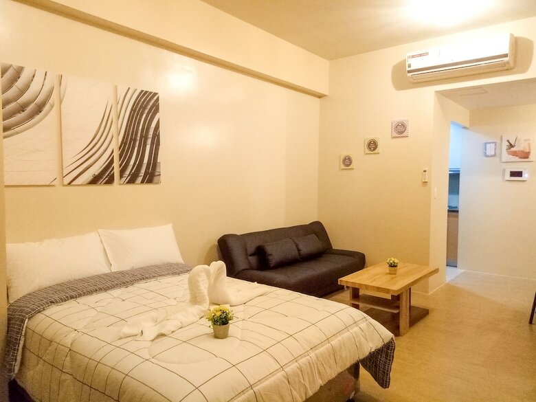 Airport T3 Newport Condotel