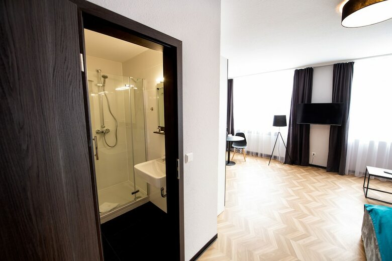 Hotel V Business Living Appartment