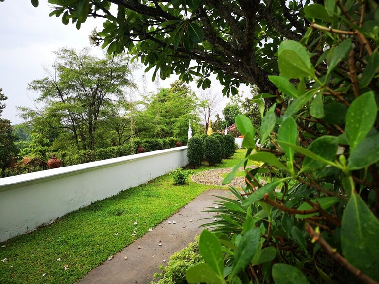 Hotel Amaravati Wellness Center And Resort