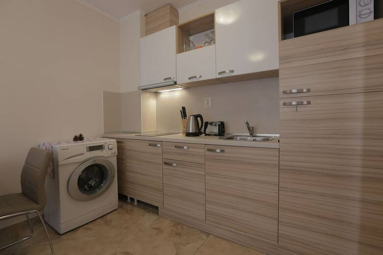 Luxury Apartment In Anastasia Palace
