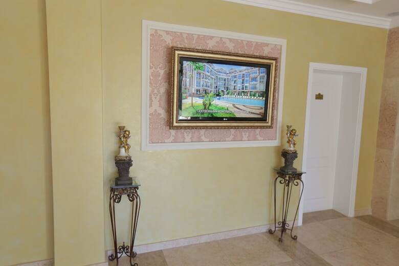 Luxury Apartment In Anastasia Palace