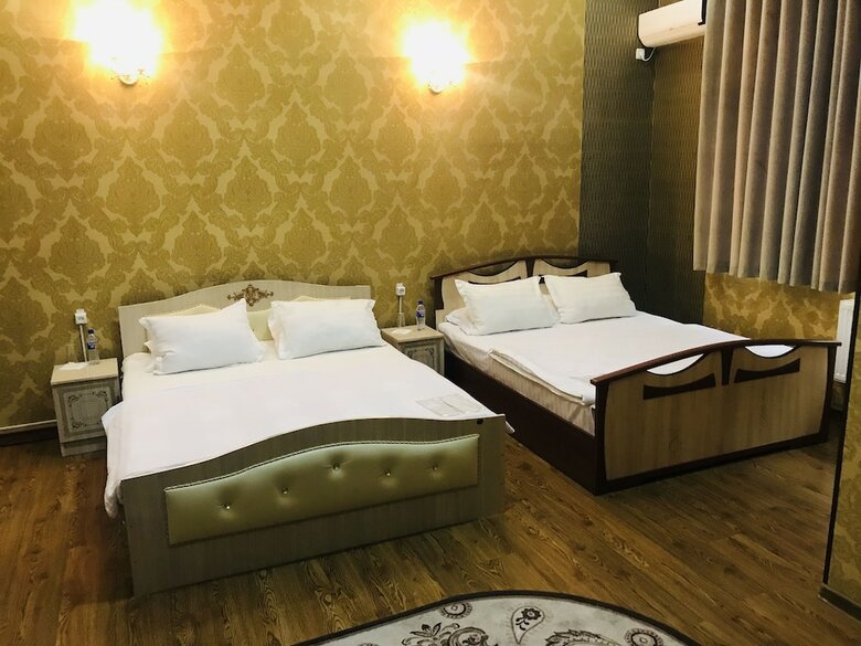 Hotel Rahat Palace