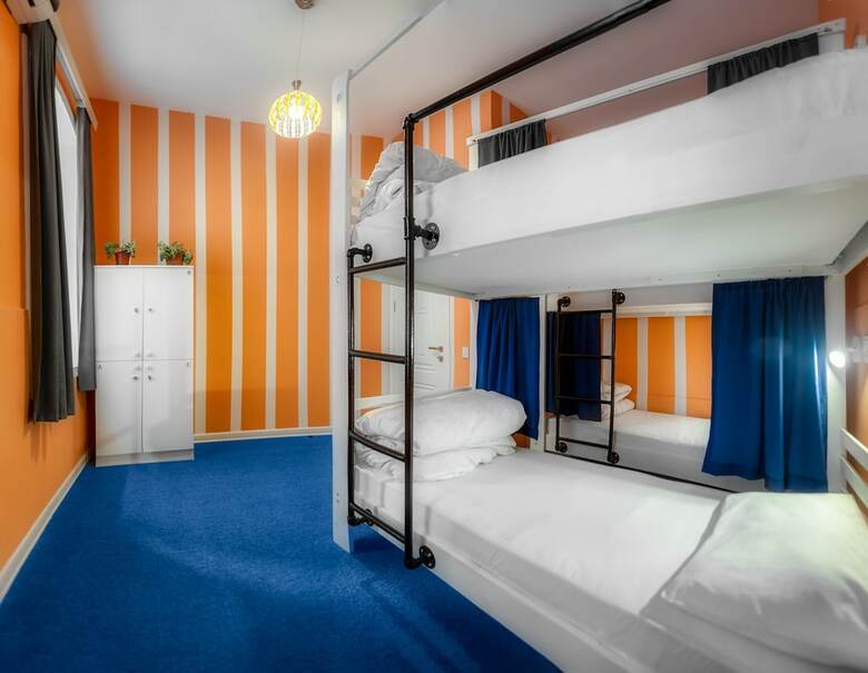 Hostal Kaha Hostel & Hotel