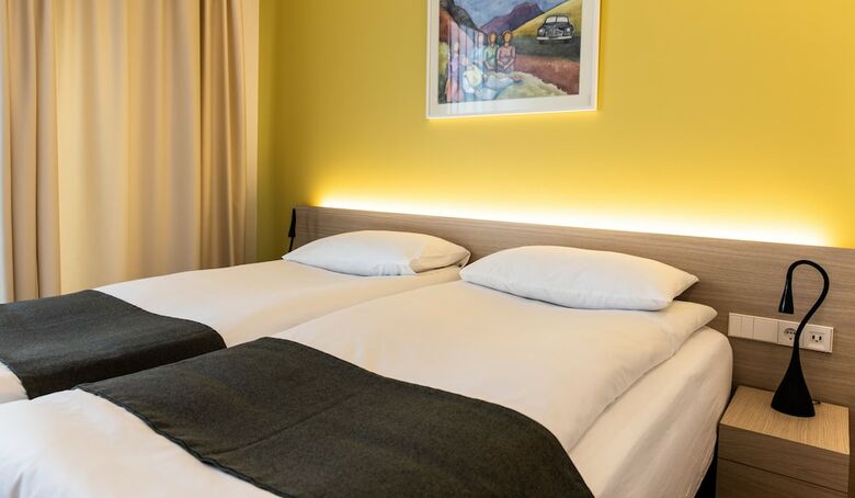 Hotel South Coast