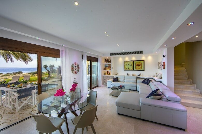 Protaras  El Greco Seafront Villa